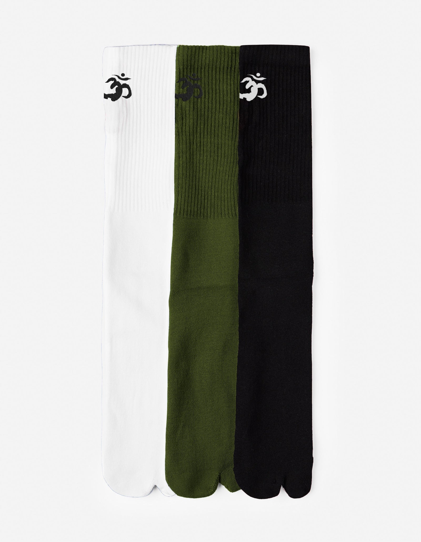 1497 Om Temple Embroidered Sport Tabi Sock 3 pack Black/Olive/White