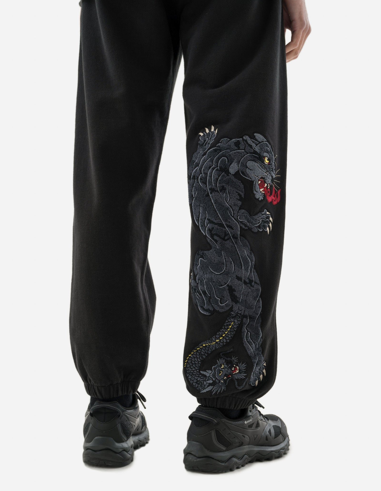 5314 Panther Chimera Sweatpants Black