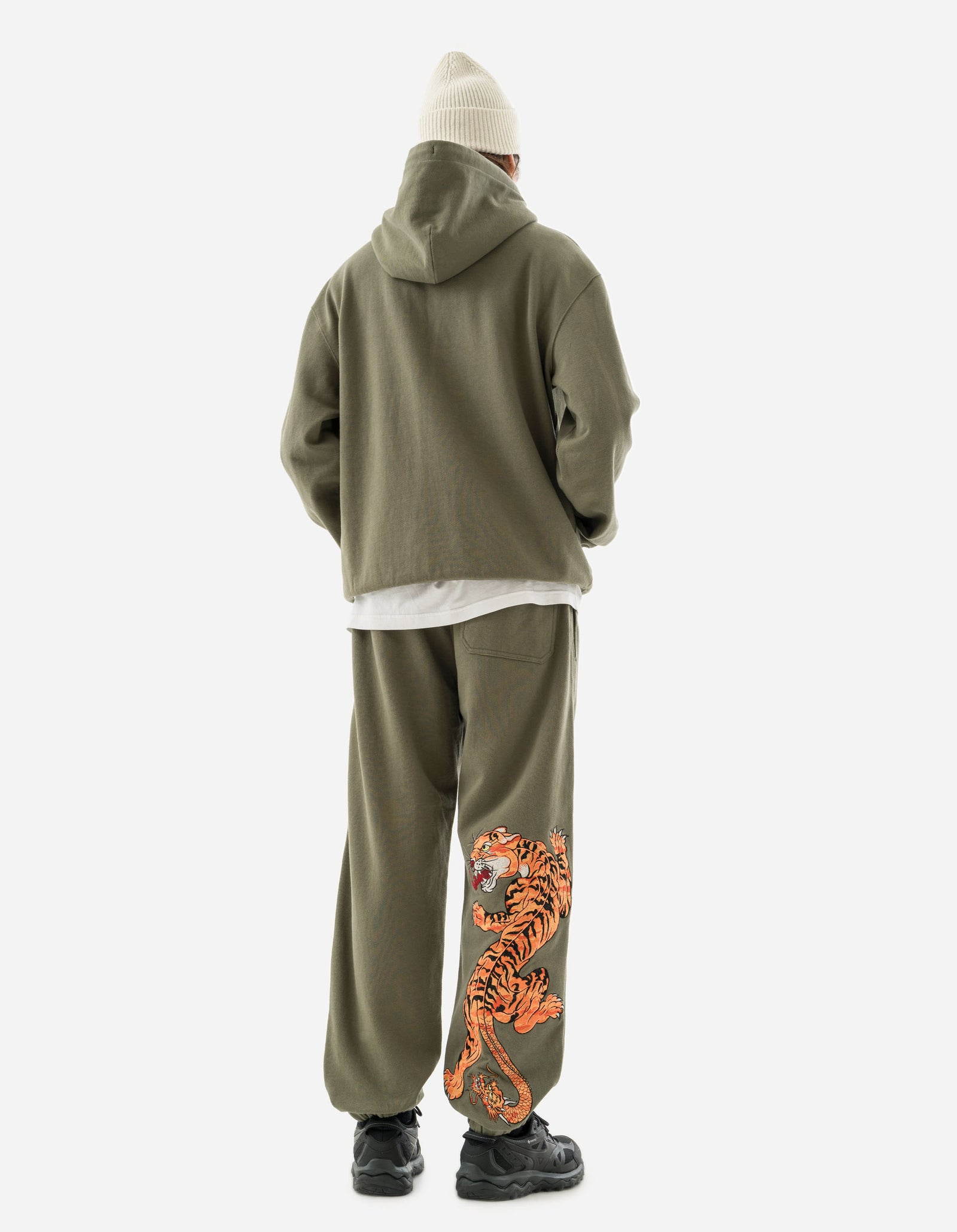 5314 Panther Chimera Sweatpants Olive OG-107F