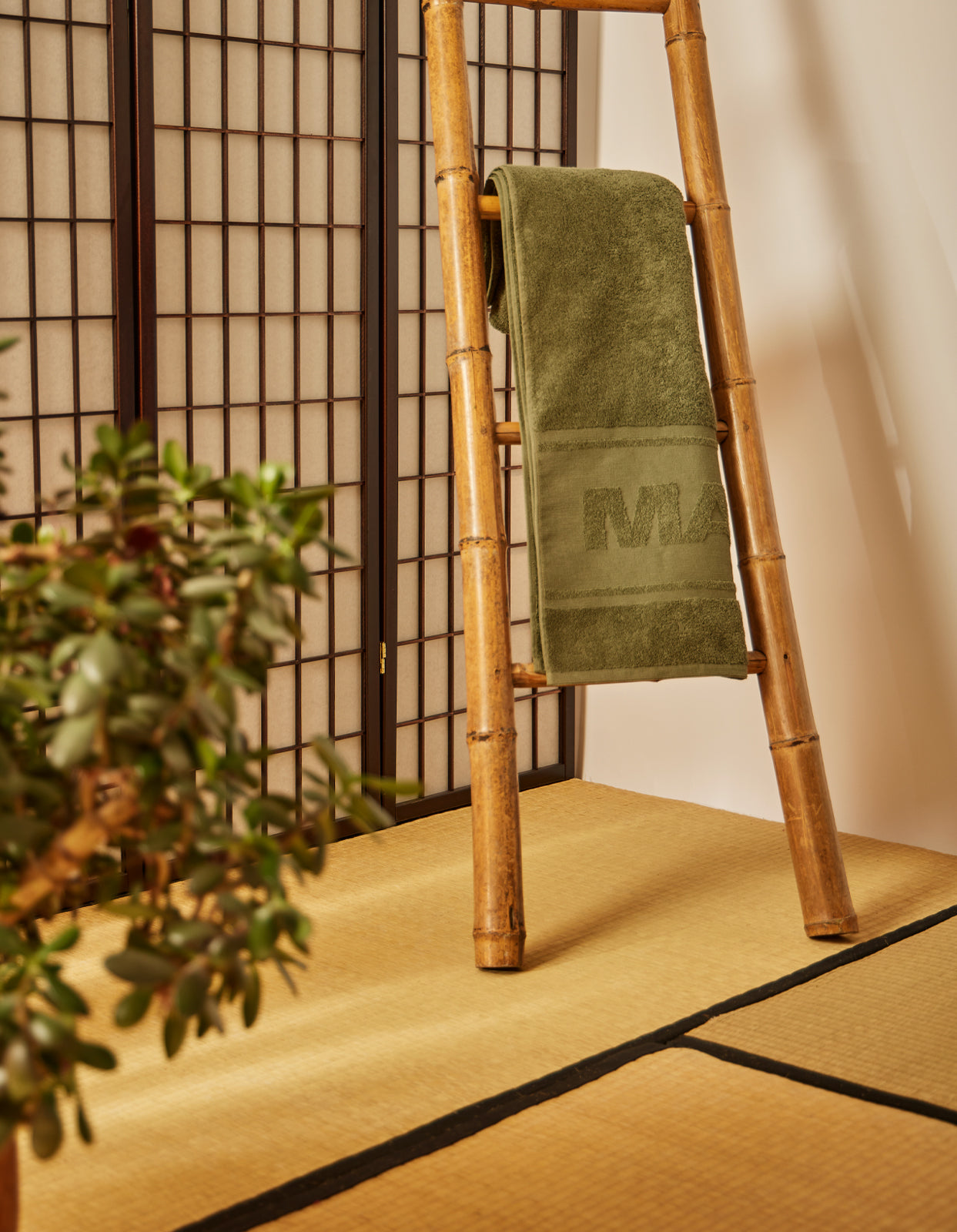 9363 Towel 90x180cm · Organic Cotton Olive