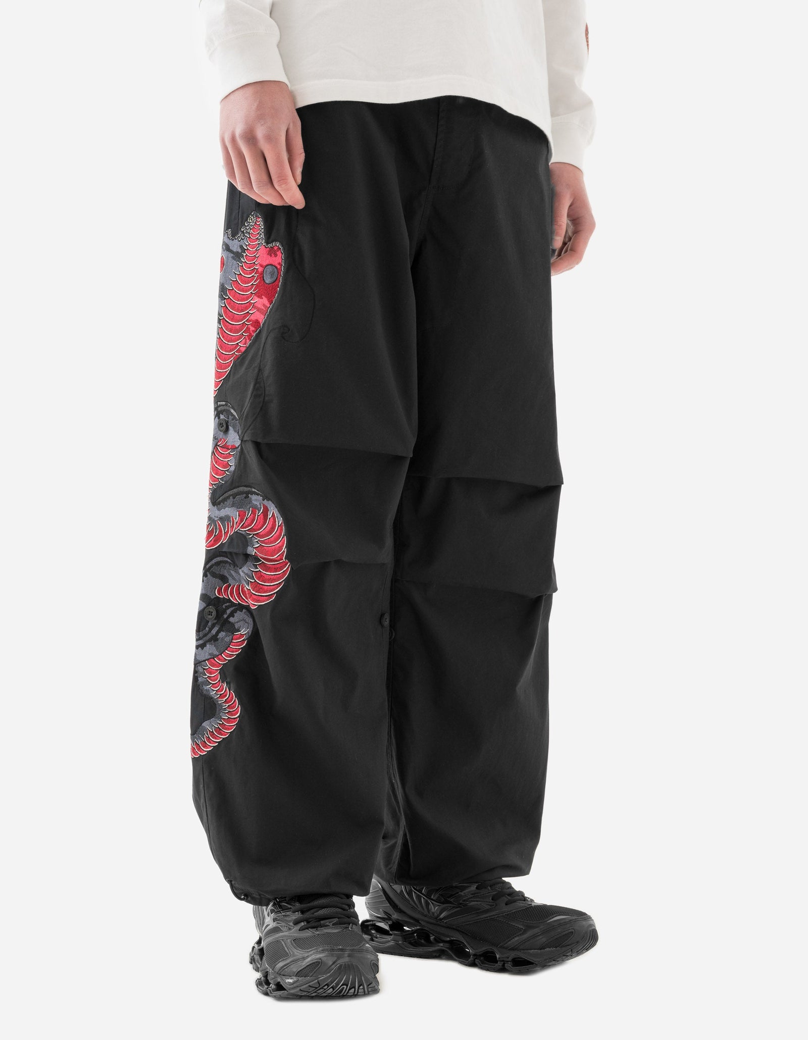 6007 Ying Yang Cobra Loose Snopants Black