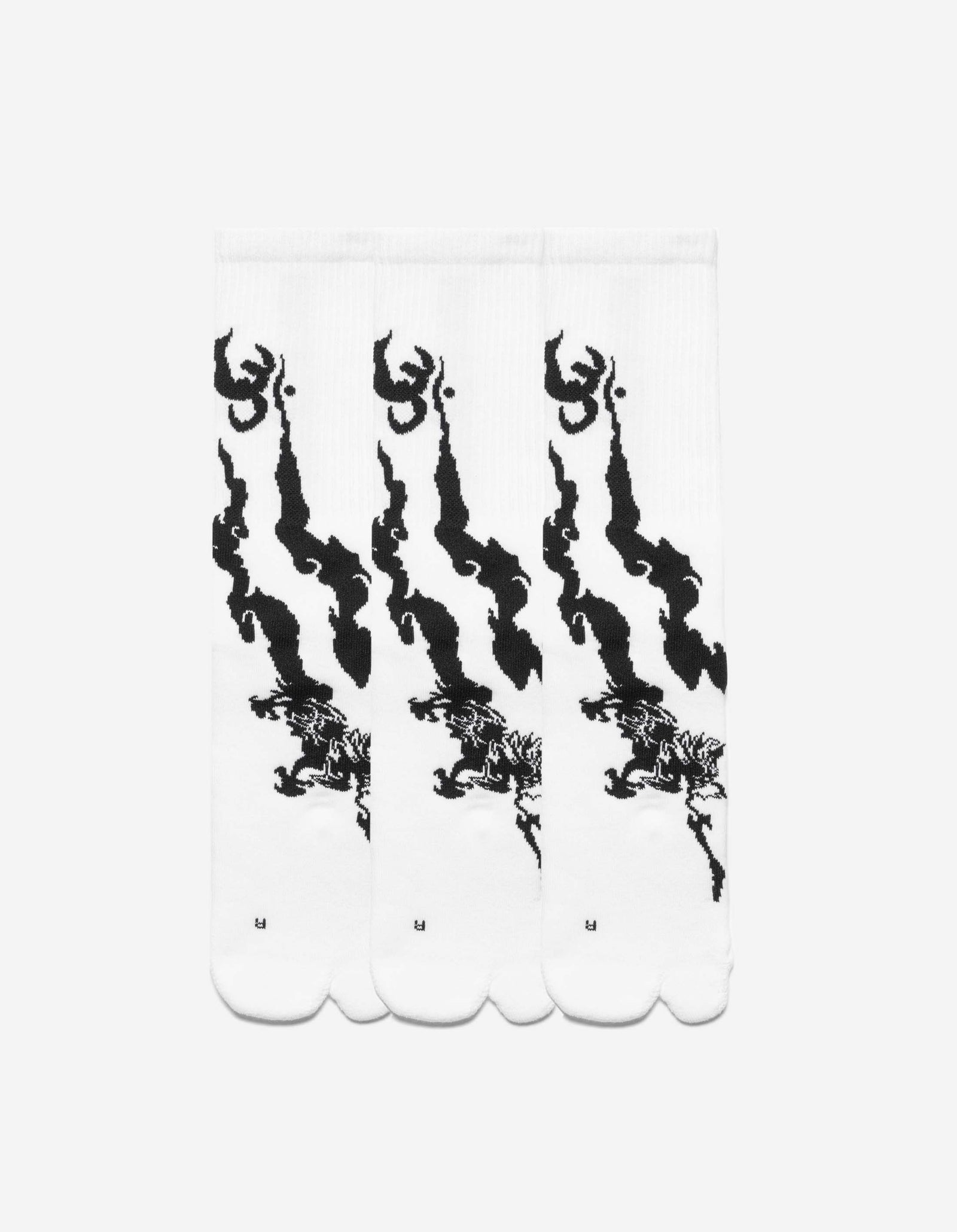 1403 Bonsai Dragon Tabi Sports Socks · 3 Pack White/White/White