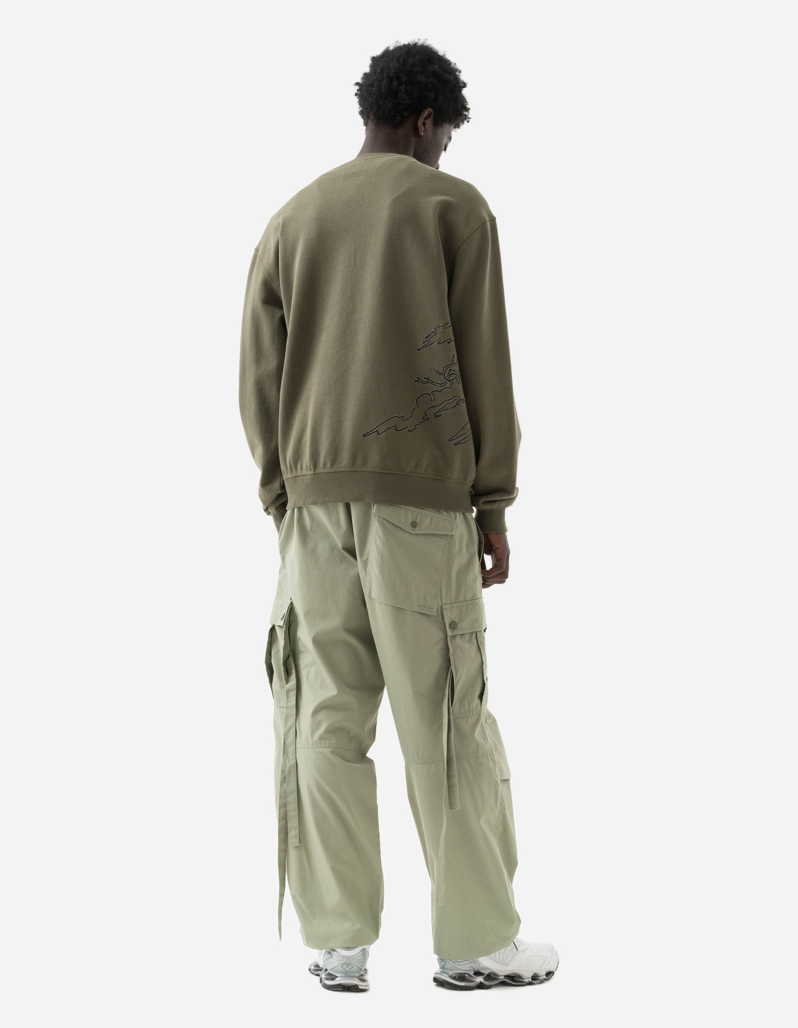 5338 DPM: Bonsai Sparse Crew Sweat Olive OG-107F