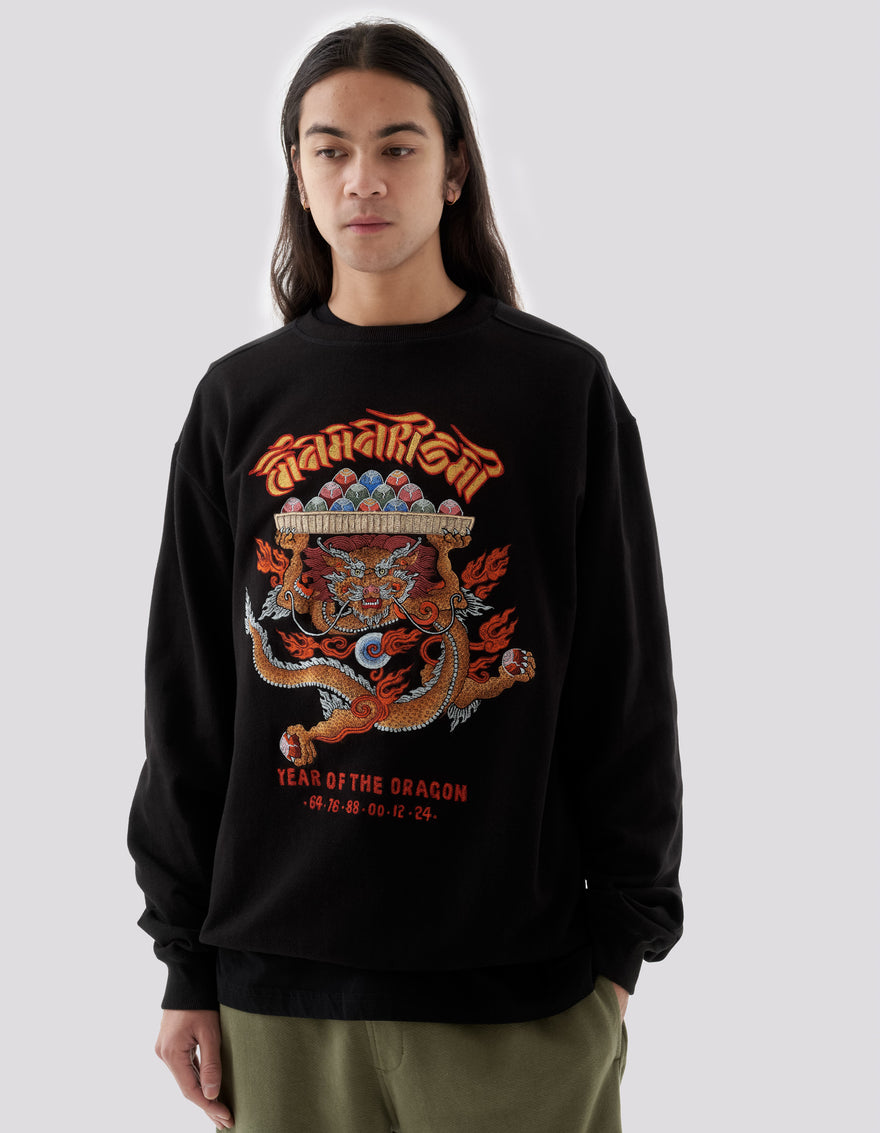 5015 Abundance Dragon Crew Sweat Black