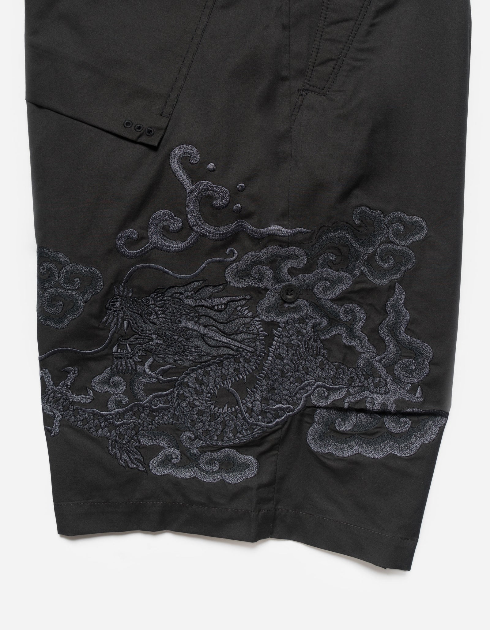 5128 Cloud Dragon Embroidered Snoshorts Black