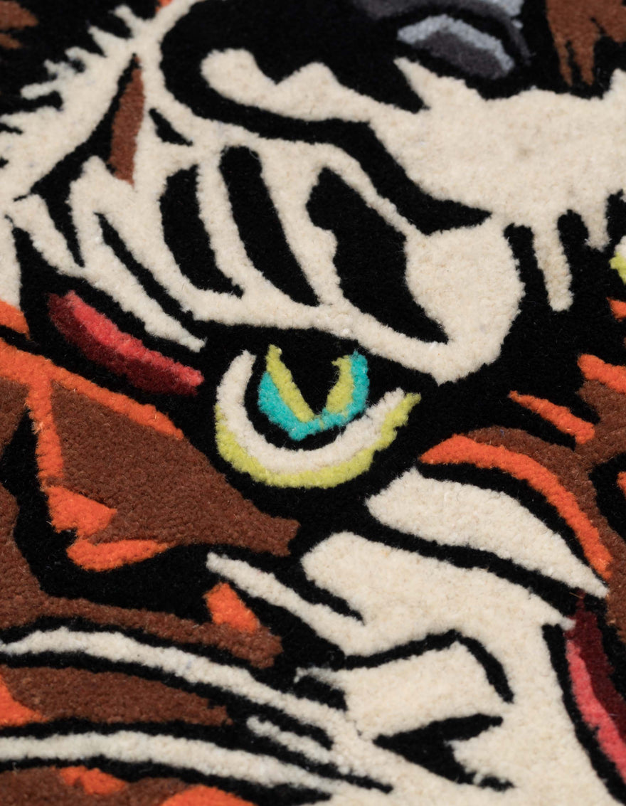 1551 Tiger Dragon Head Rug Multi