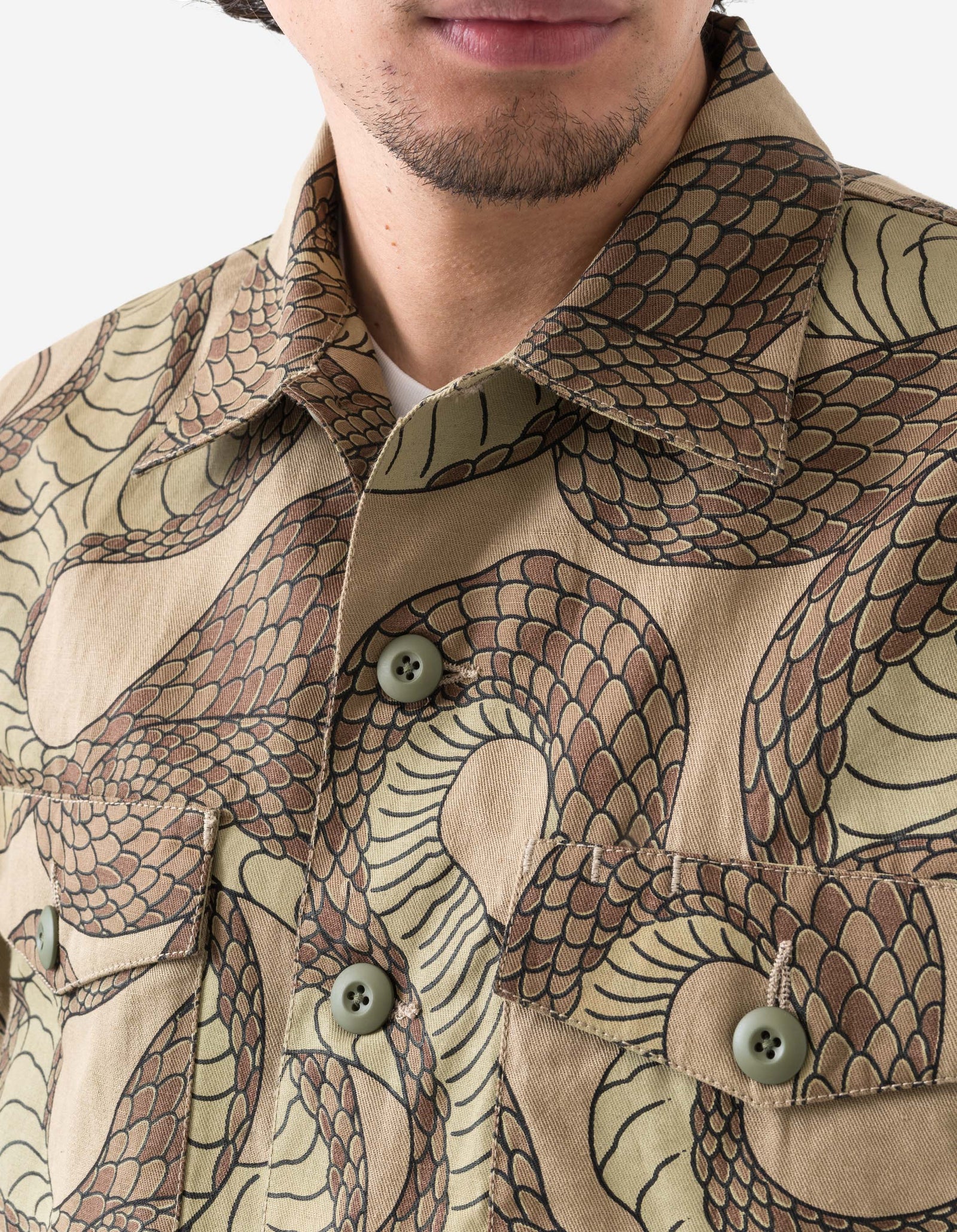 6037 Snakeskin Utility Overshirt Desert