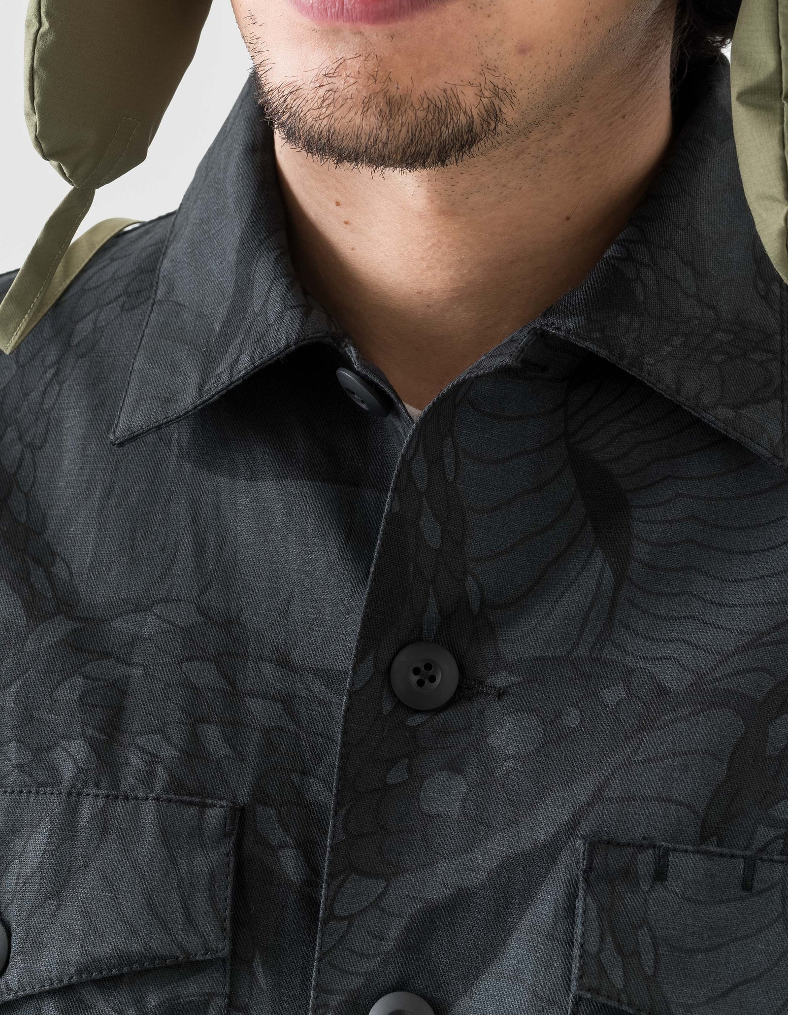 6037 Snakeskin Utility Overshirt Subdued Night