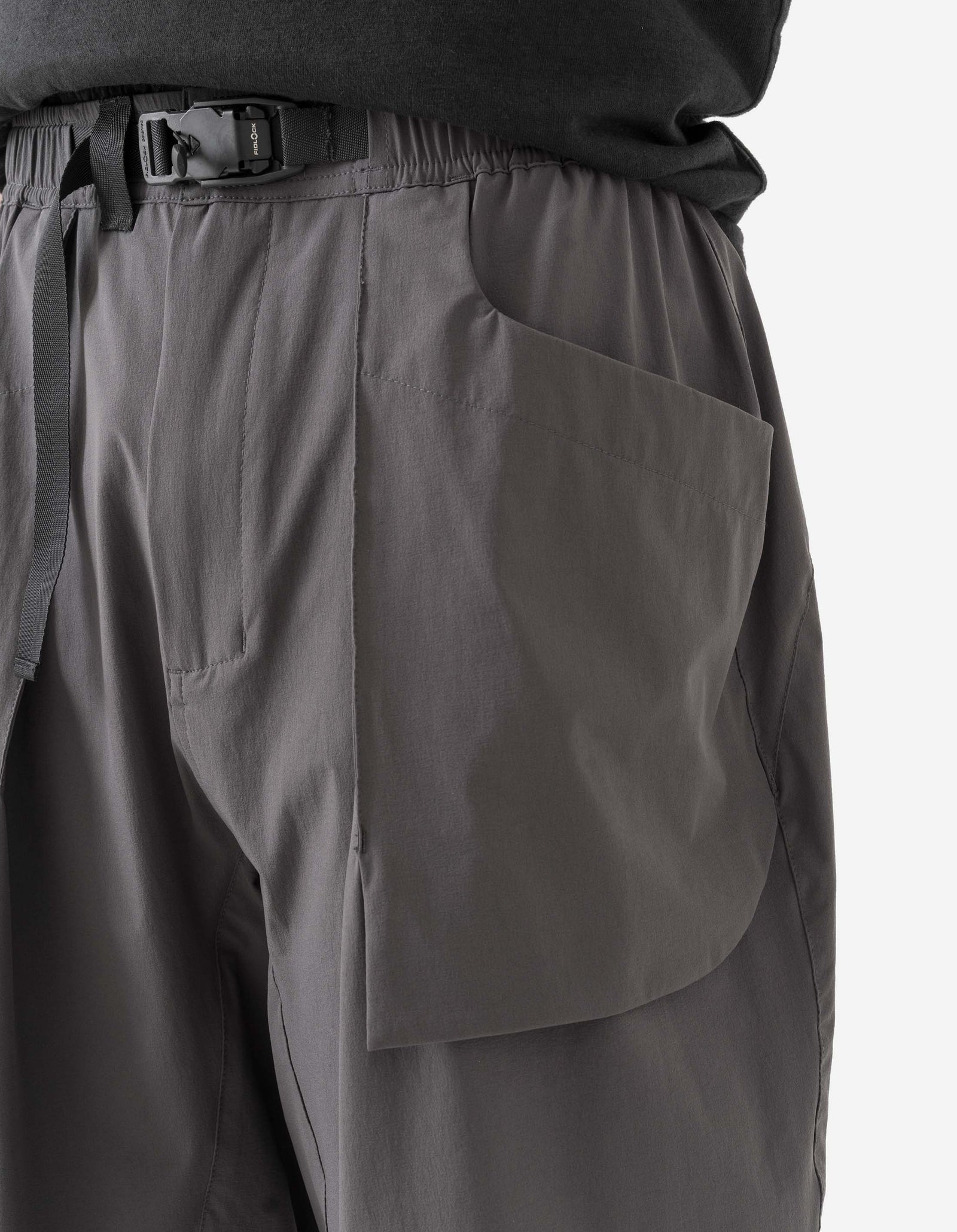 6042 Recycled Nylon Cargo Shorts Charcoal