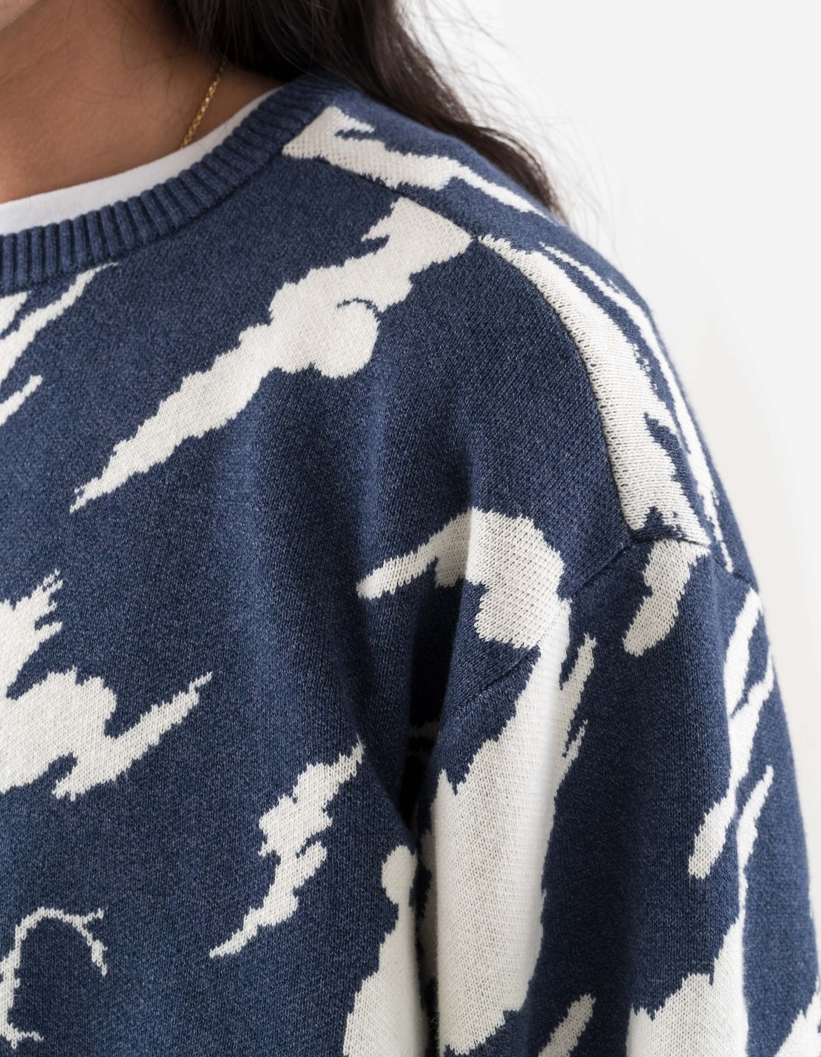 1485 Knitted Camo Crew Sweat Indigo