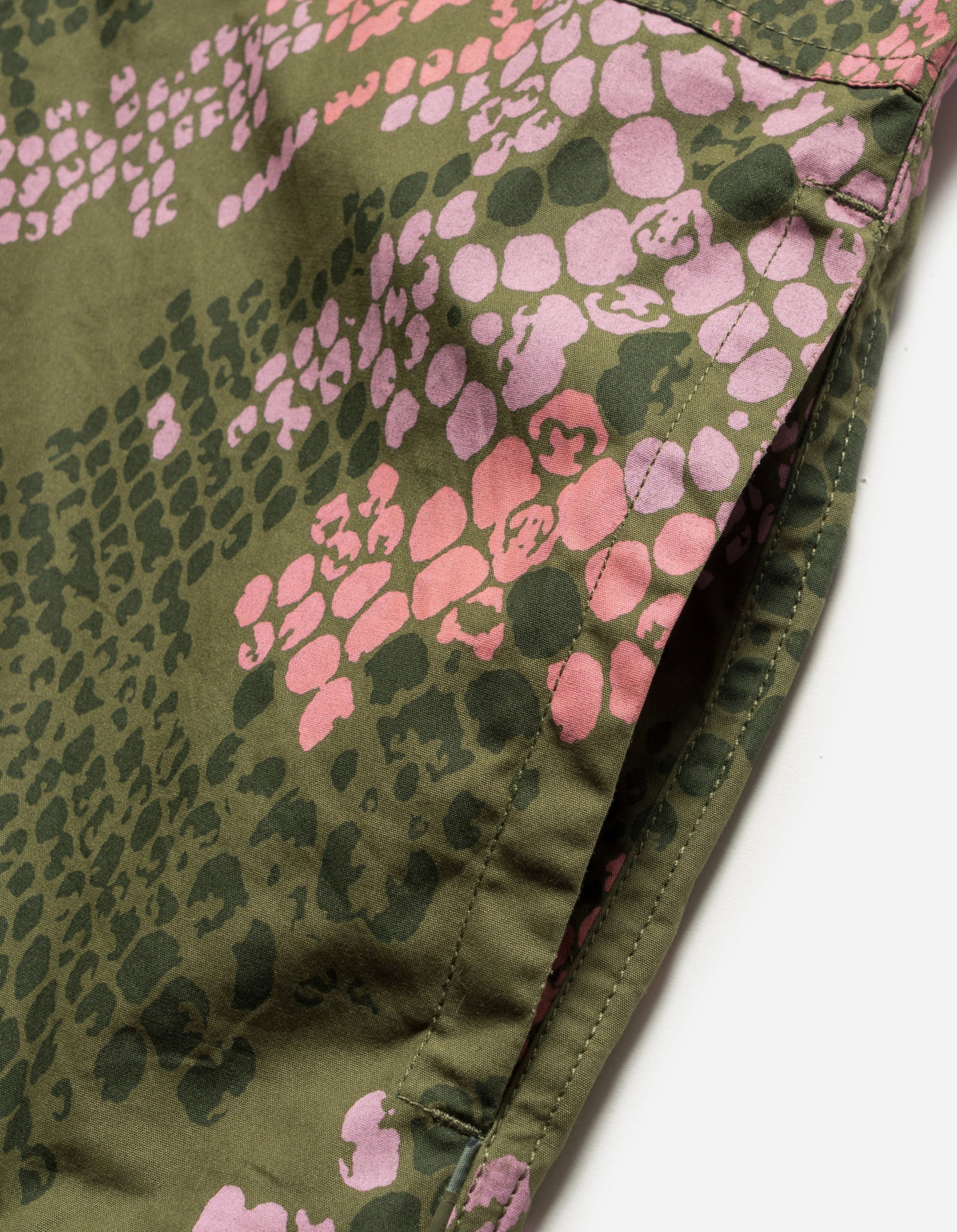 6073 Bonsai Python Camo Hanten Shirt Sakura