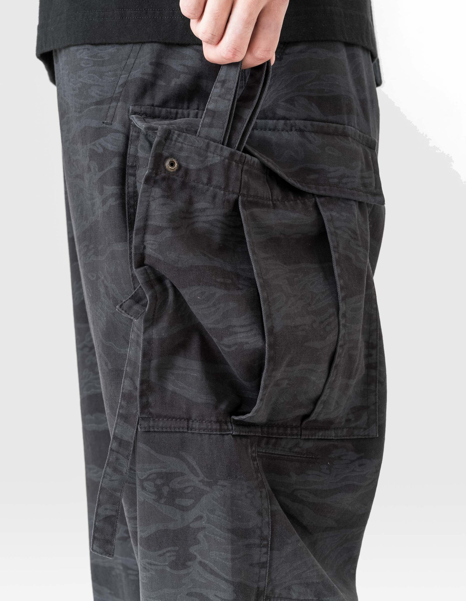 6075 Tigerstripe Cargo Track Pants Subdued Night