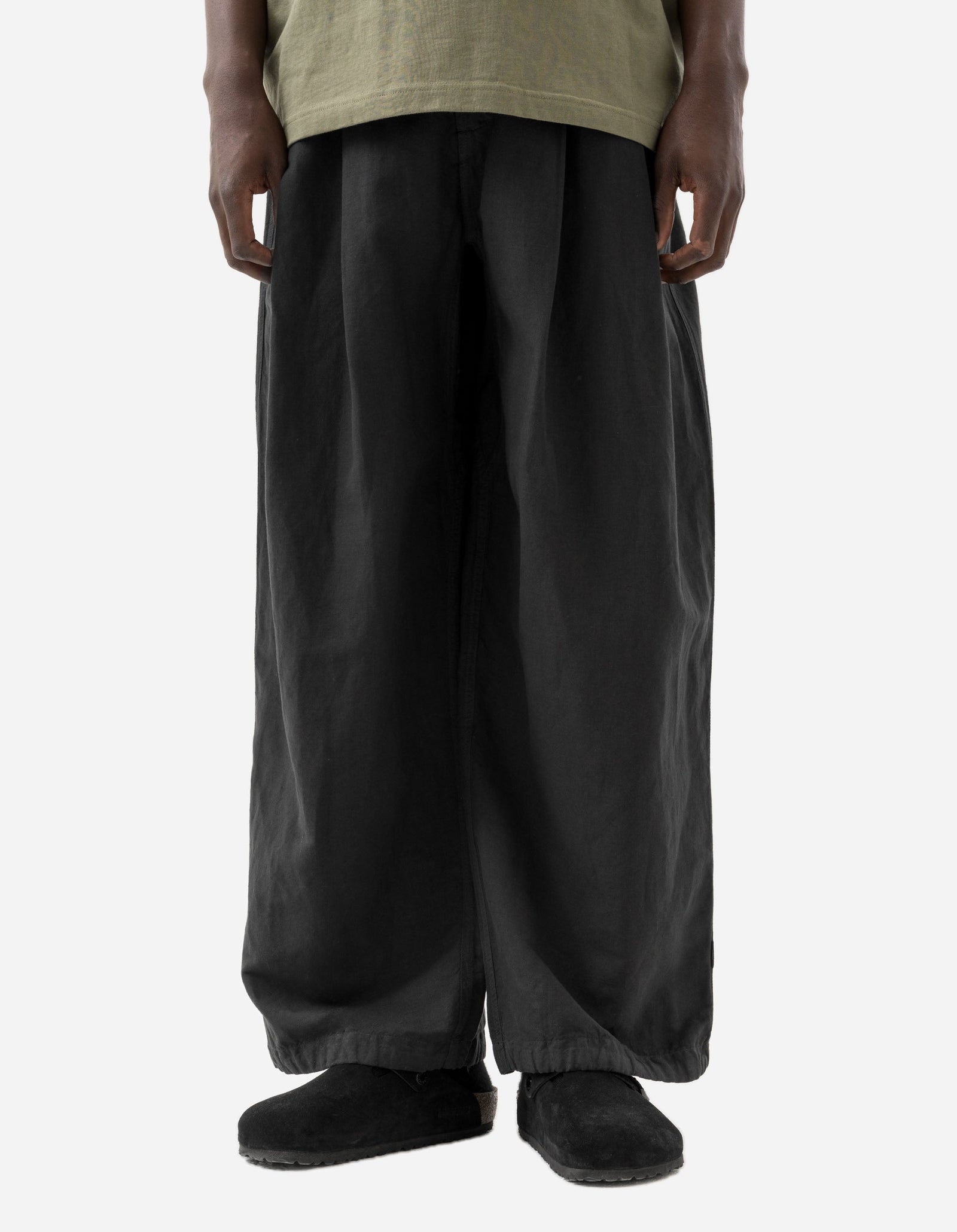 6081 Hemp Pleated Track Pants Black