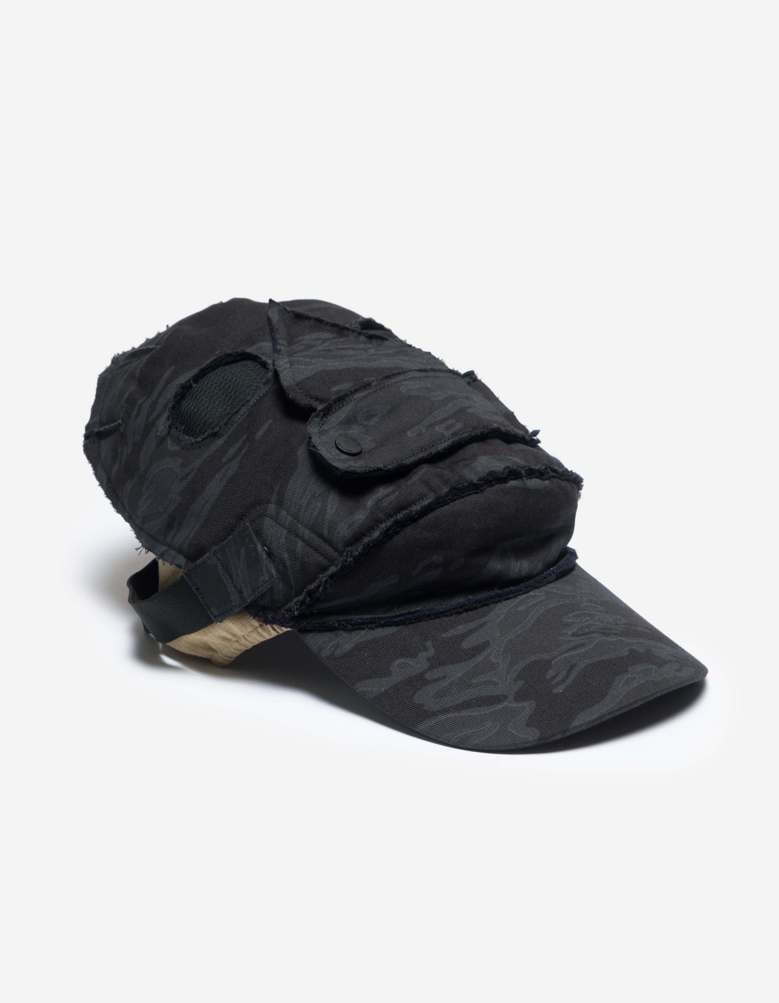 6095 Tigerstripe Camo E.C.W.S Cap / Mask Subdued Night